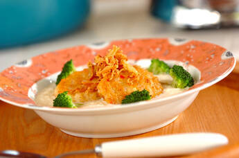 エビ団子入りカブのポタージュ