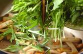 水菜と揚げの炒め物の作り方6