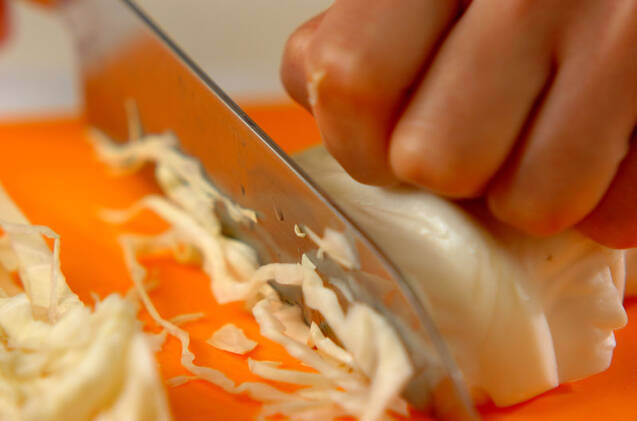 キャベツの和え物の作り方の手順1