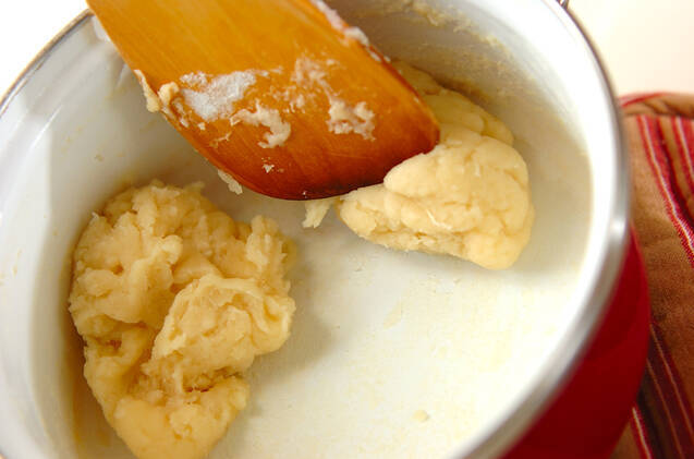 テーマパークの味を再現！カリカリモチモチ❤️チュロスの作り方の手順6