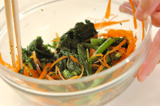 春菊とセリのゴマ汚しの作り方の手順5