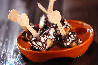 マカダミアロッキーロードバー