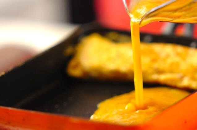 ナメタケ入り卵焼きの作り方の手順3