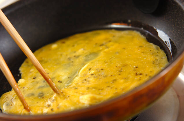 炒り卵のマヨサラダの作り方の手順2