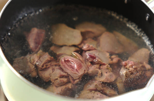 レバーのワイン煮の作り方の手順2