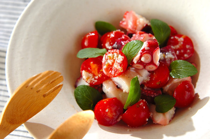 タコとプチトマトの塩麹マリネ