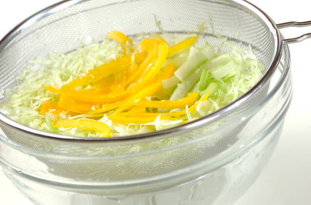 細切り野菜サラダの作り方の手順1