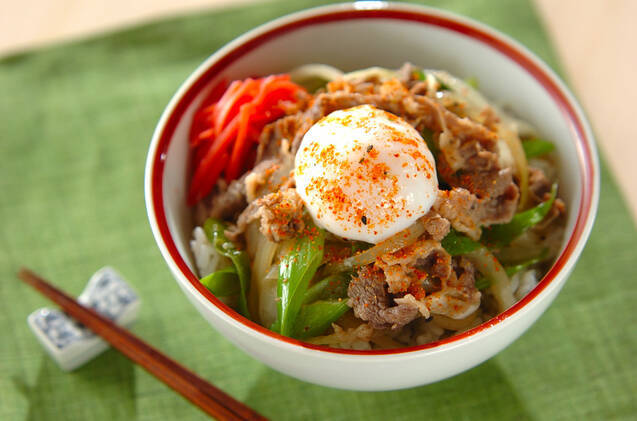 やわらかつゆだく牛丼