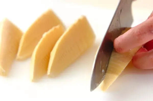 タケノコのから揚げの下準備1