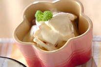 リンゴのメープルクリーム和え