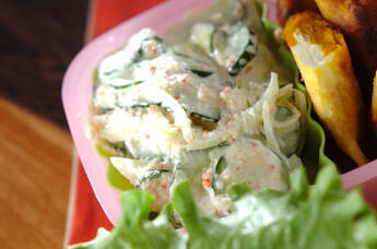 キュウリとカニのマヨサラダ