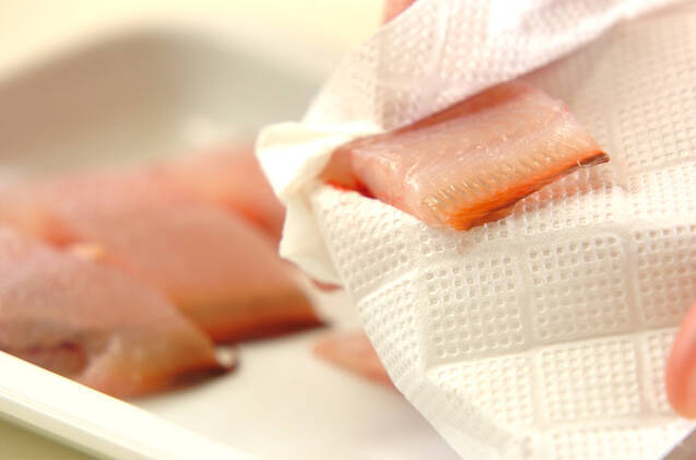 白身魚のサクサクフリットの作り方の手順1