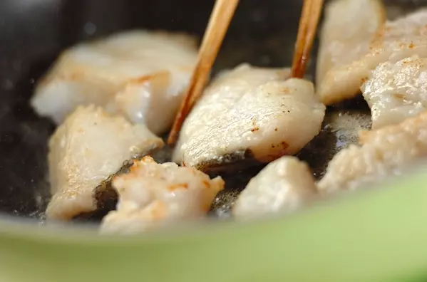 ごはんがすすむ！タラのバターしょうゆソテーの作り方1