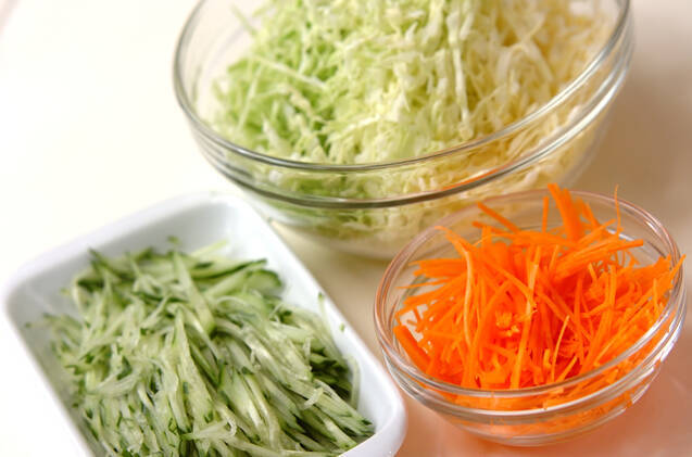 コールスローの作り方の手順1