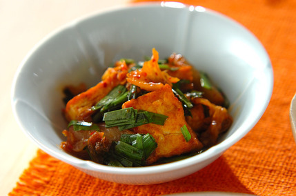 厚揚げのキムチ炒め
