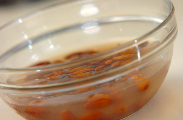 フレッシュアーモンドミルクの作り方の手順1