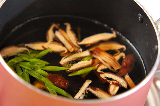 シイタケのスープの作り方の手順4