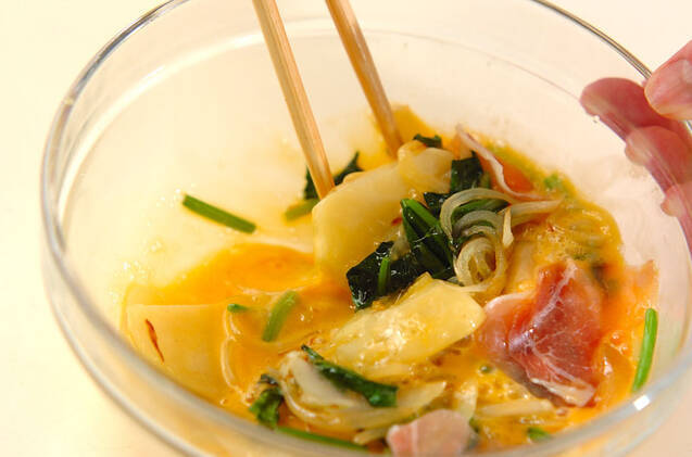 生ハム入りスパニッシュオムレツの作り方の手順5