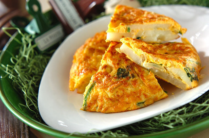 生ハム入りスパニッシュオムレツ