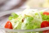 レタスとジャコのサラダ