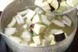 ナスと玉ネギのみそ汁の作り方3