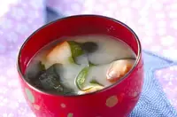 サヤインゲンのみそ汁