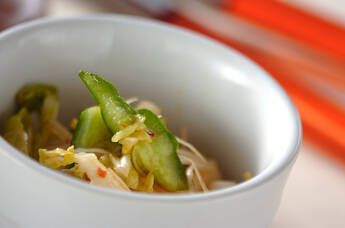 キュウリのピリ辛酢の物