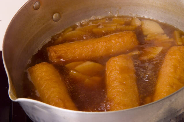 青菜とごぼ天の煮物の作り方の手順4