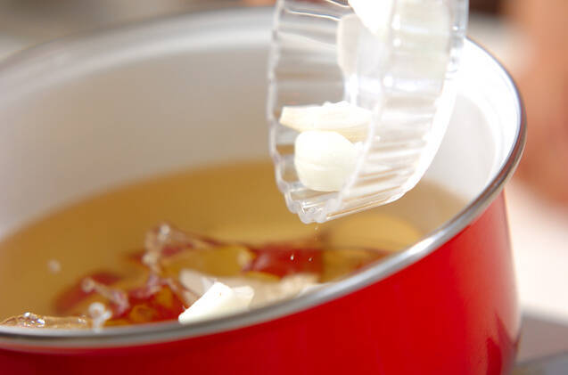 サツマイモのゴマみそ汁の作り方の手順3