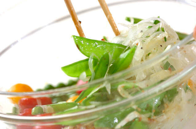 キヌサヤのサラダの作り方の手順4