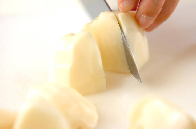 ゴマ風味のポテトサラダの作り方の手順1