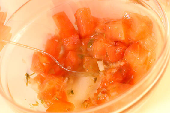 ディップと揚げワンタンの作り方の手順4