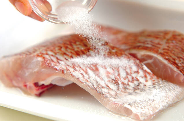 鯛とタケノコ蒸し青のりあんかけの作り方の手順1