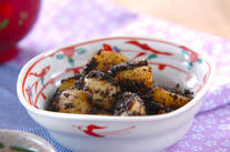 新ジャガのゴマ汚し