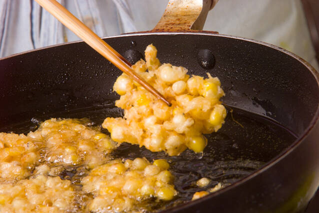 サクッとコーン揚げの作り方の手順5