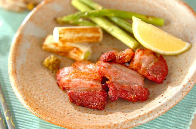 オーブンで簡単！豚バラ肉のシンプル塩焼き