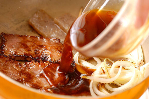 ソース牛丼の作り方の手順2