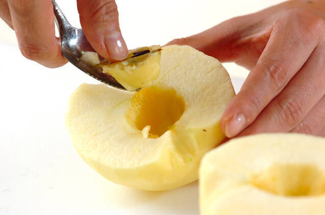 レンジリンゴのデザートの作り方の手順1