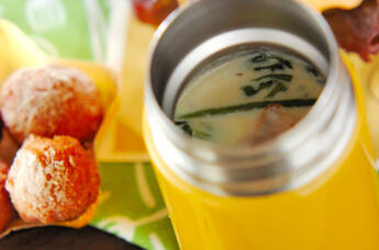 ホウレン草の豆乳スープ