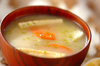 カブのユズ風味みそ汁