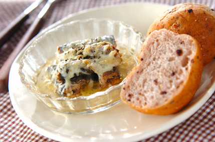 オイルサーディンのハーブチーズ焼き