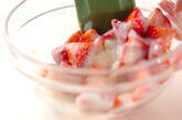 イチゴのデザートの作り方1