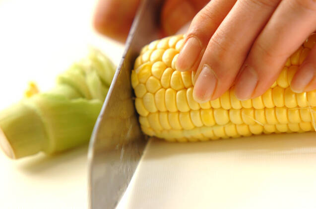 塩ゆでコーンの作り方の手順1