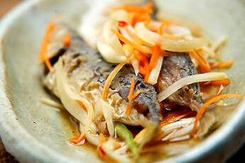 丸ごと美味しく!あじの南蛮漬け 野菜たっぷり絶品レシピ