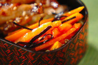 ニンジンの塩昆布炒め