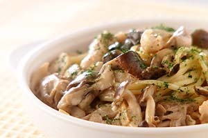 キノコのクリーム煮パスタ