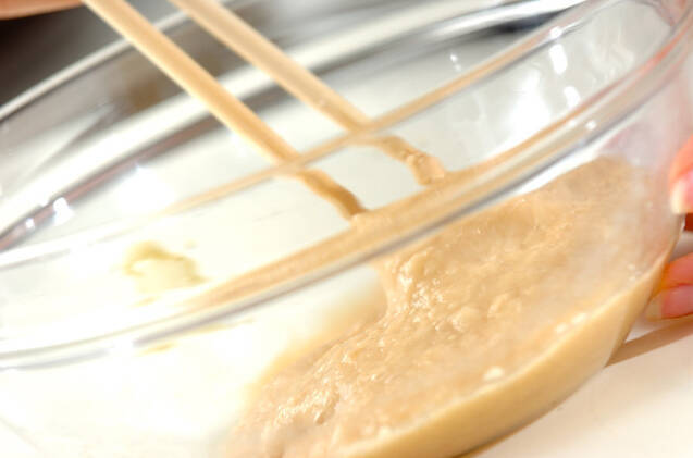 マグロとアボカドの山かけの作り方の手順4