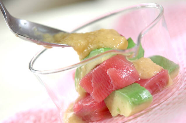 マグロとアボカドの山かけの作り方の手順5