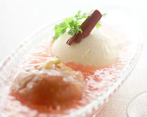 イチジクコンポートと白ワインジュレ レシピ 作り方 E レシピ 料理のプロが作る簡単レシピ