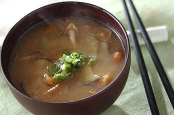 ナスのみそ汁